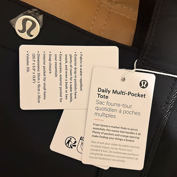NWT Lululemon Daily Multi Pocket Tote Bag black - Picture 3 of 5